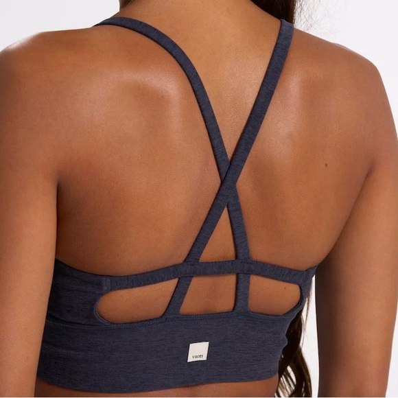 Vuori long line elevation bra midnight blue heather size s
W/pads. - Picture 1 of 11